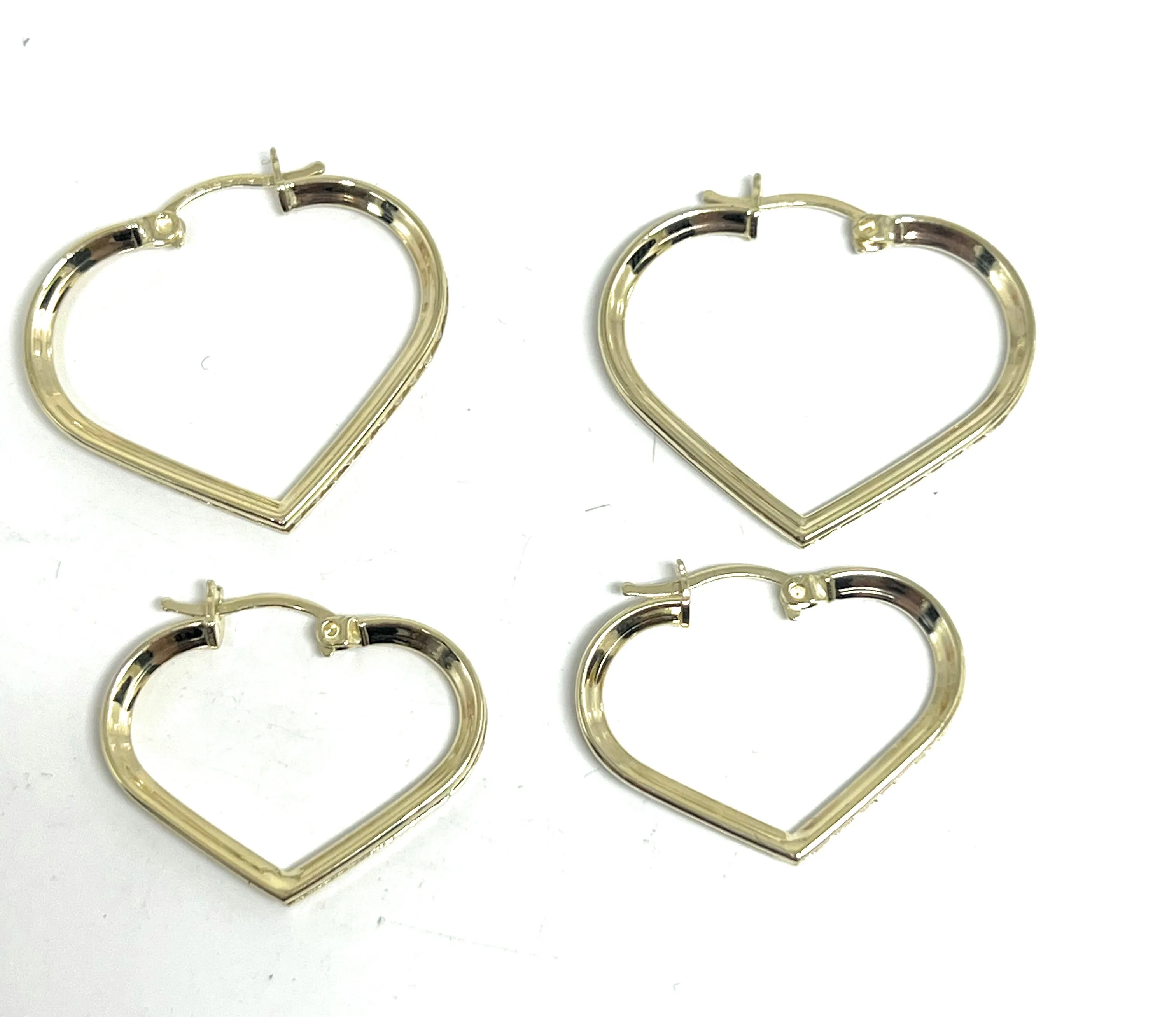 10k Solid Gold Yellow CZ Heart Hoop Earrings Arracadas (SM, MED)