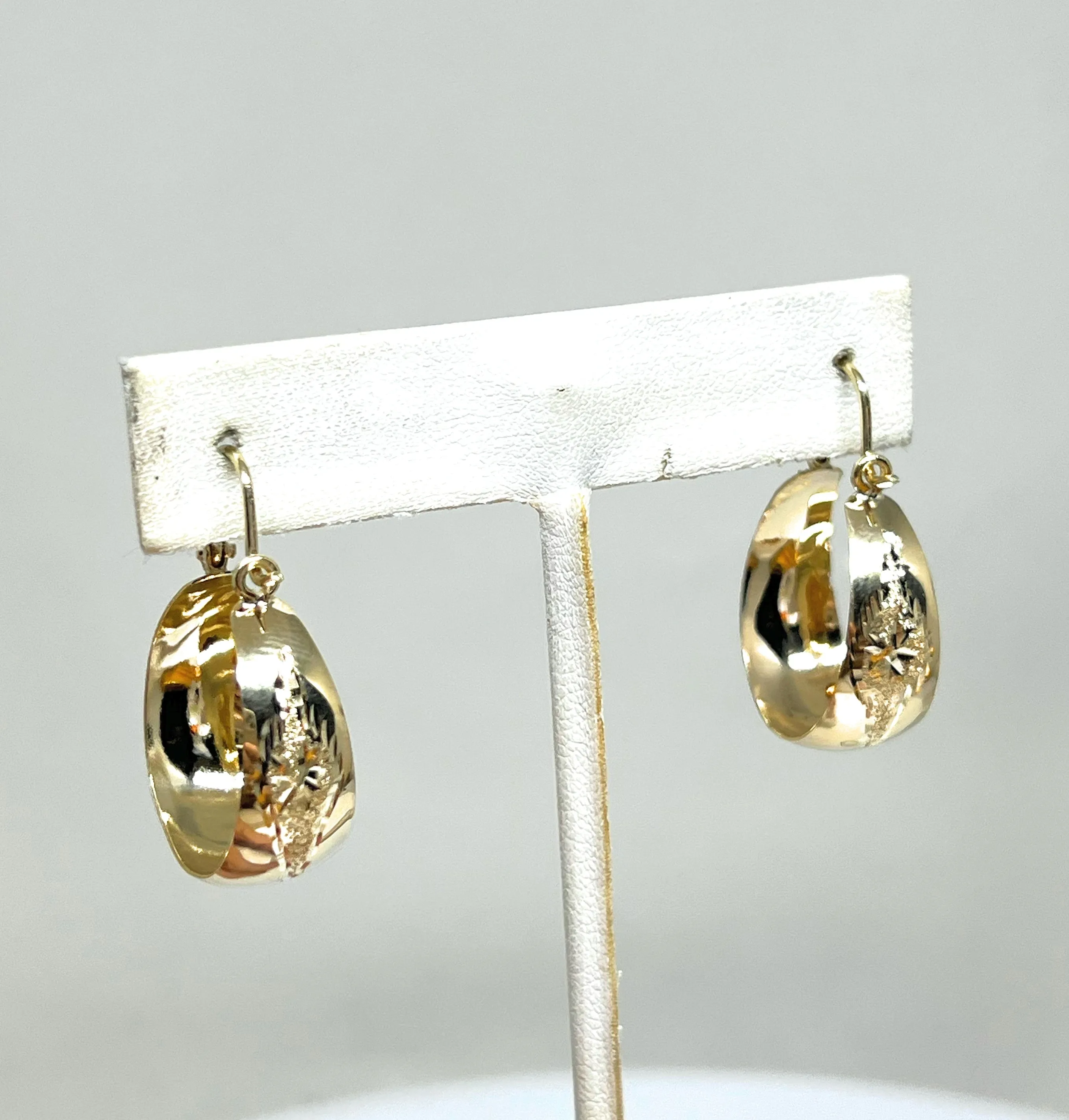 14k Solid Gold DIAMOND CUT Basket Earrings Aracadas (SM,MED,LG)