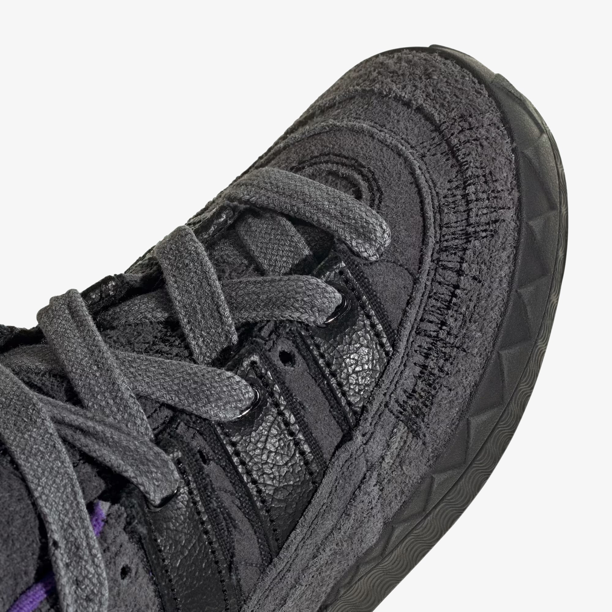 ADIMATIC MID YOUTH OF PARIS 'UTILITY BLACK/CORE BLACK/PANTONE'