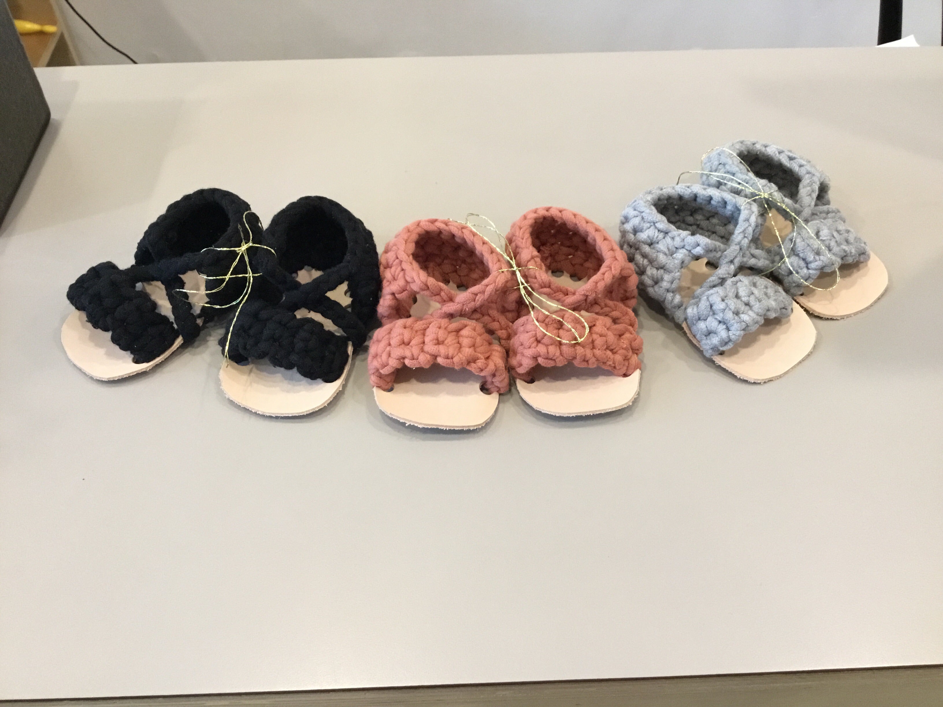 Baby jersey sandal