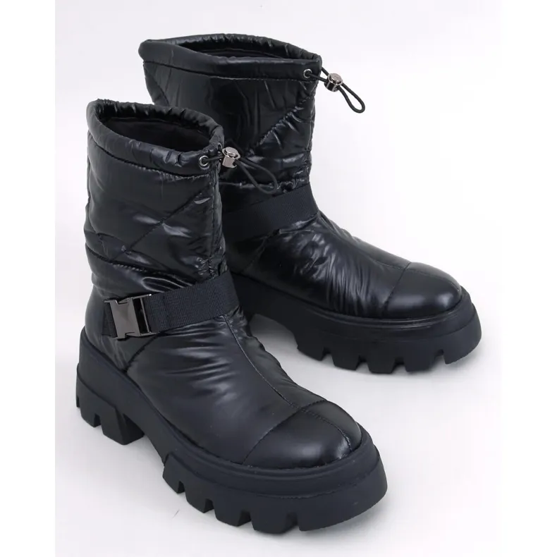 Bisset Black nylon boots