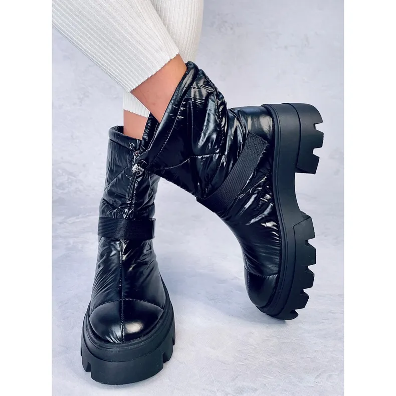 Bisset Black nylon boots