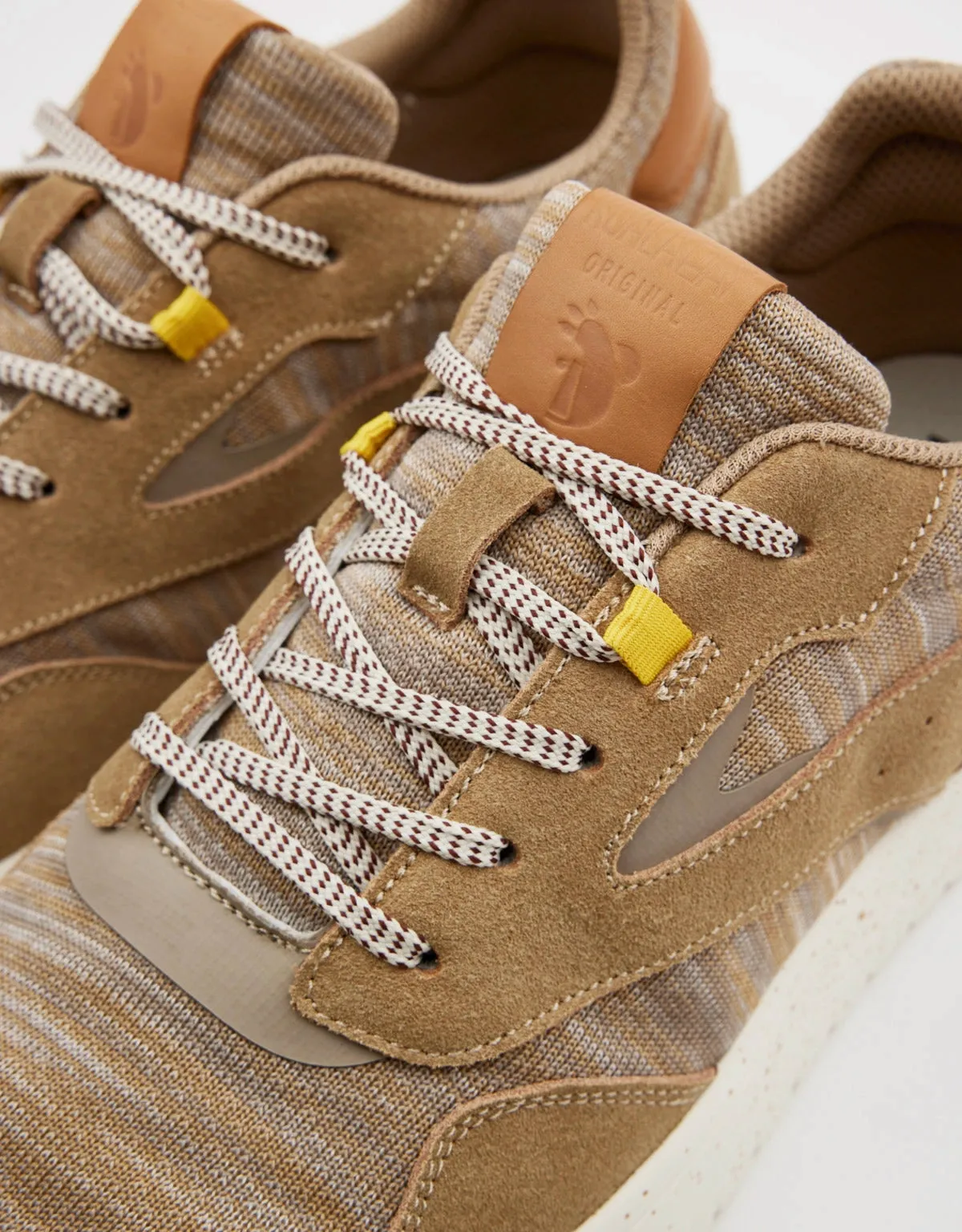 Camel Sneakers - Explor