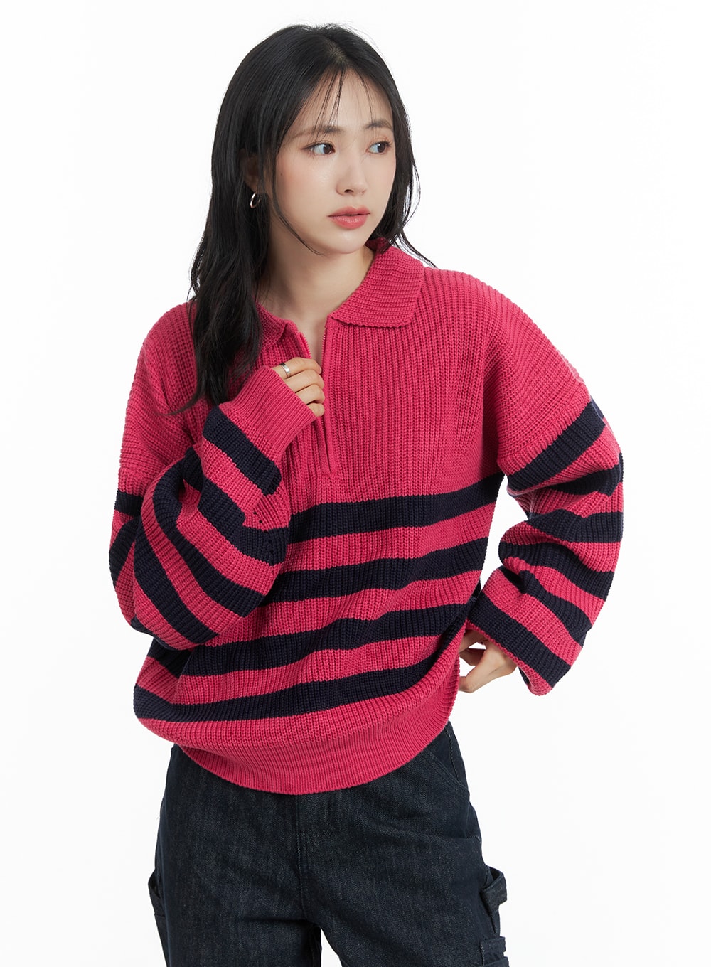 Contrasting Collar Knit Sweater OM408