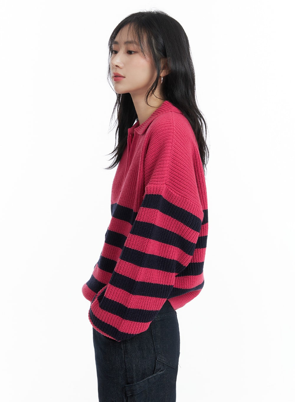 Contrasting Collar Knit Sweater OM408