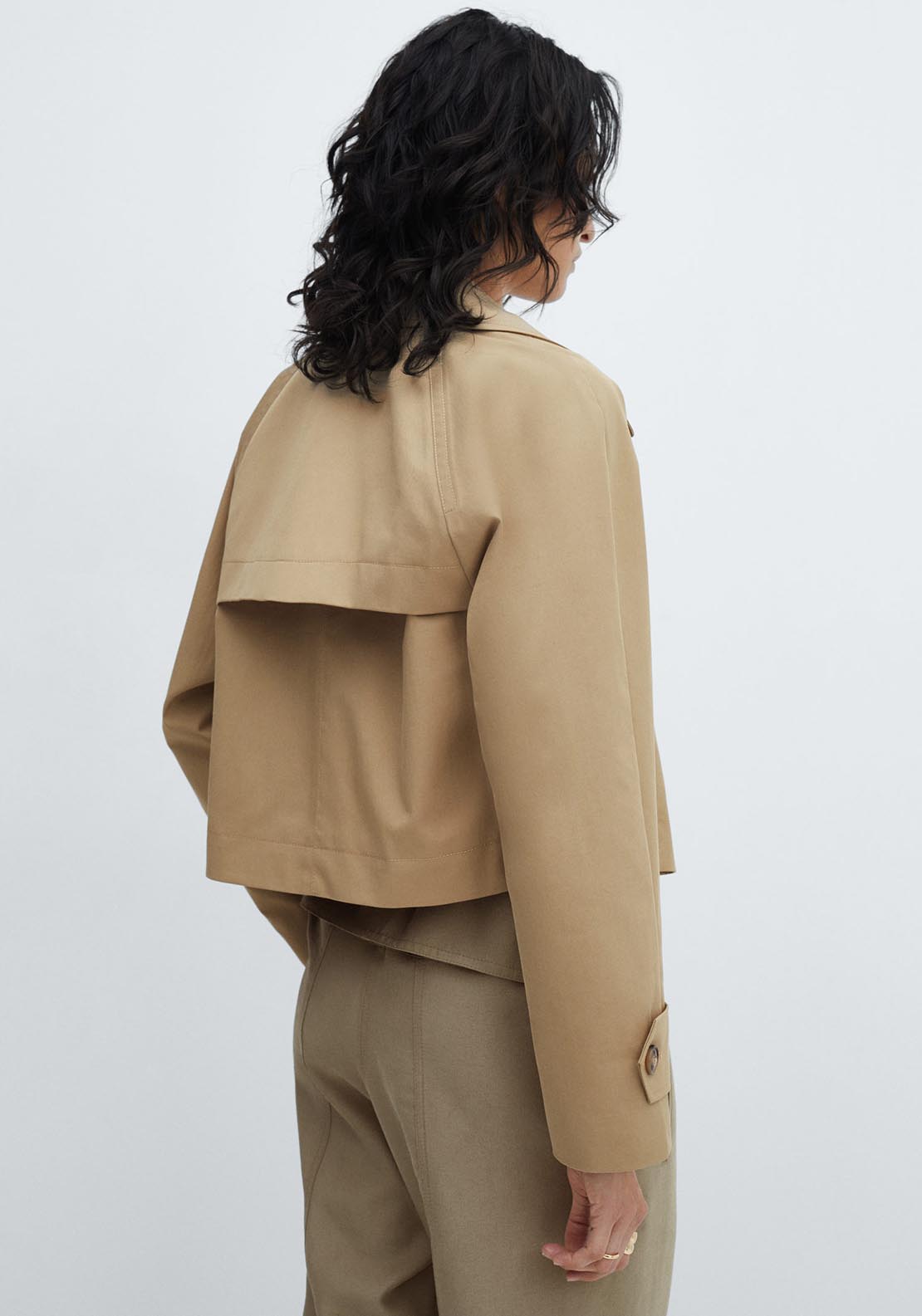 Cropped trench coat with lapels