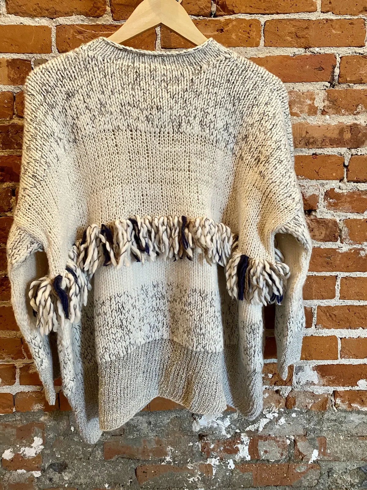 Fringe sweater 