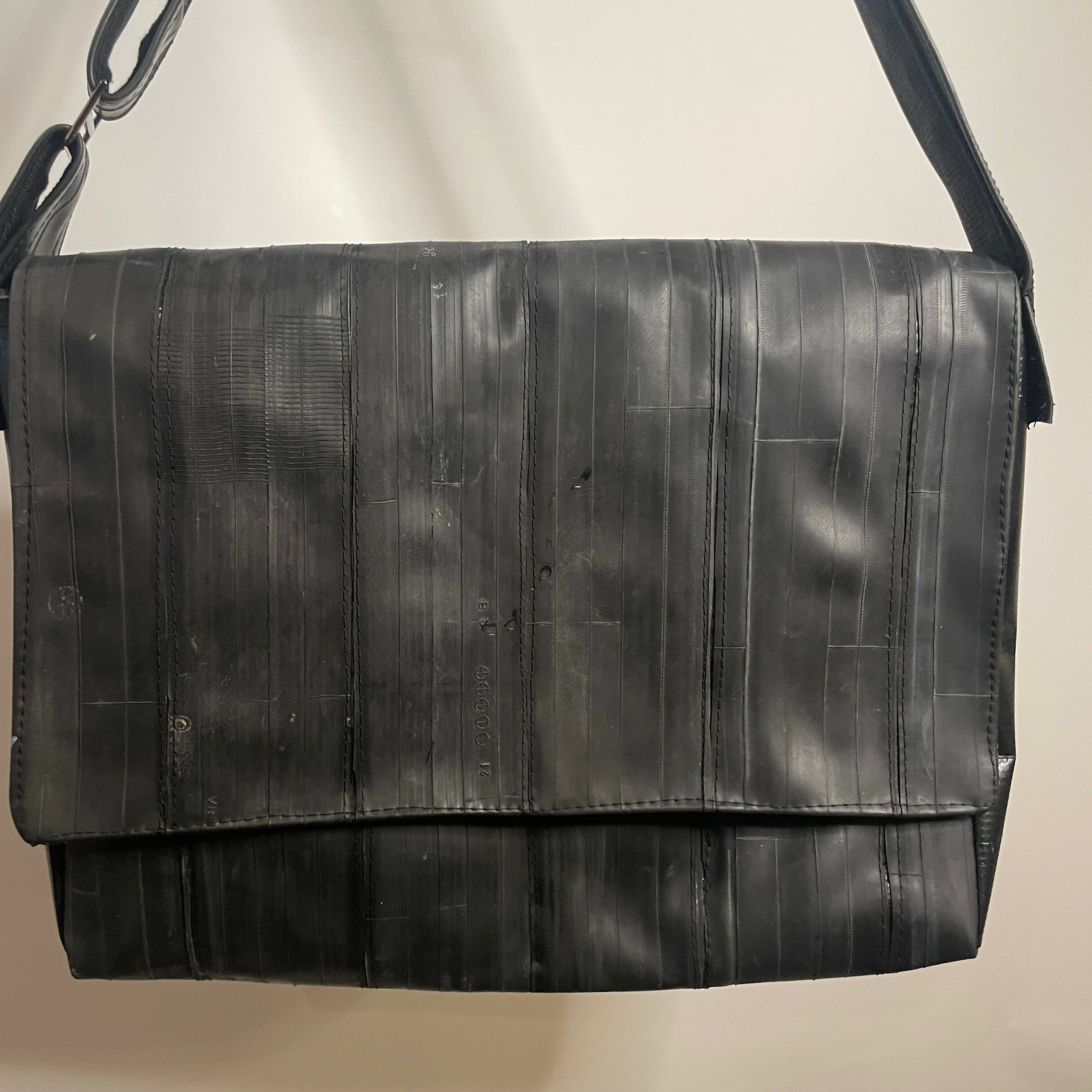 Lorna M Designs - Bike Tube Messenger Bag