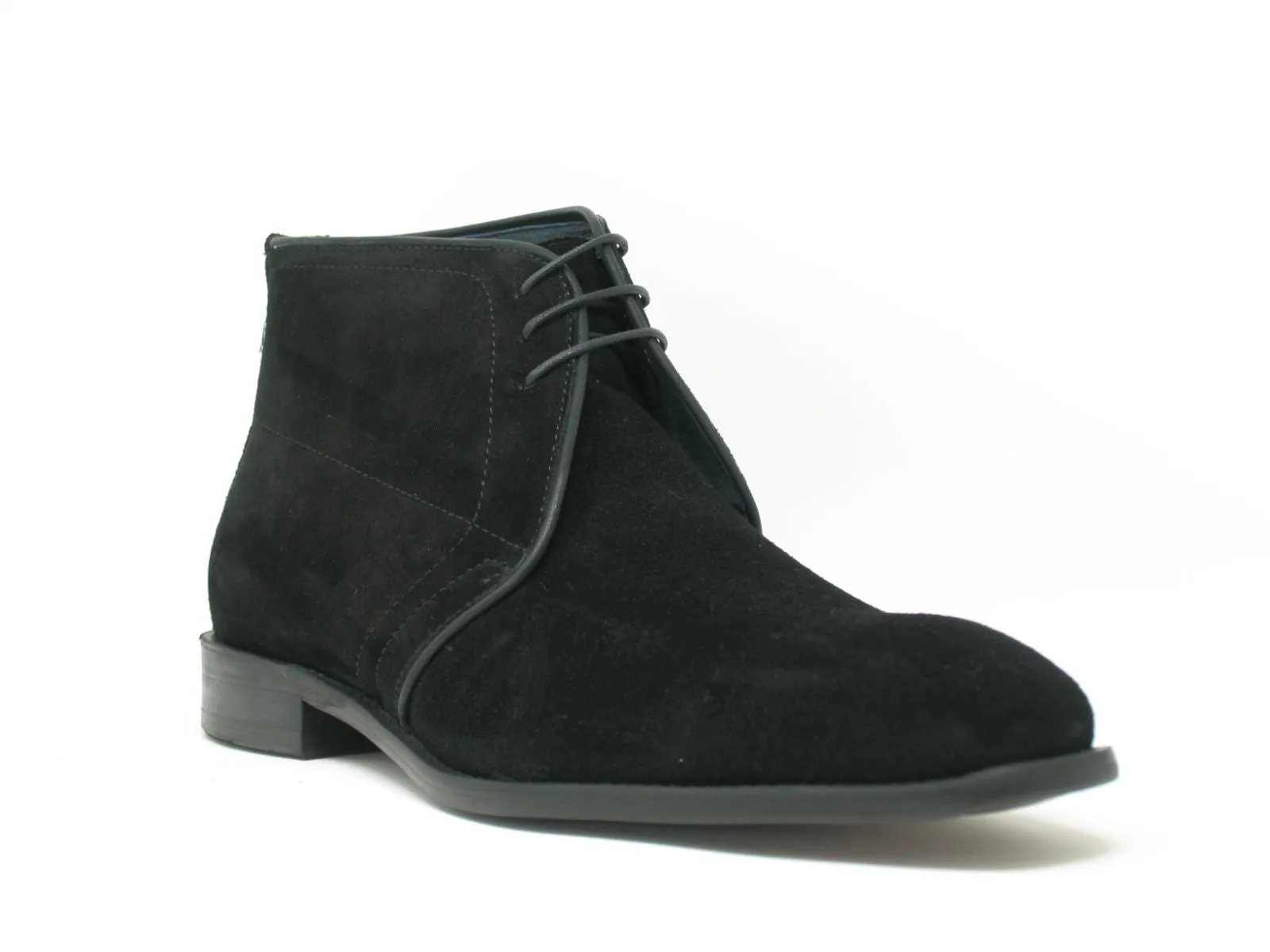 Suede Chukka Boot Black